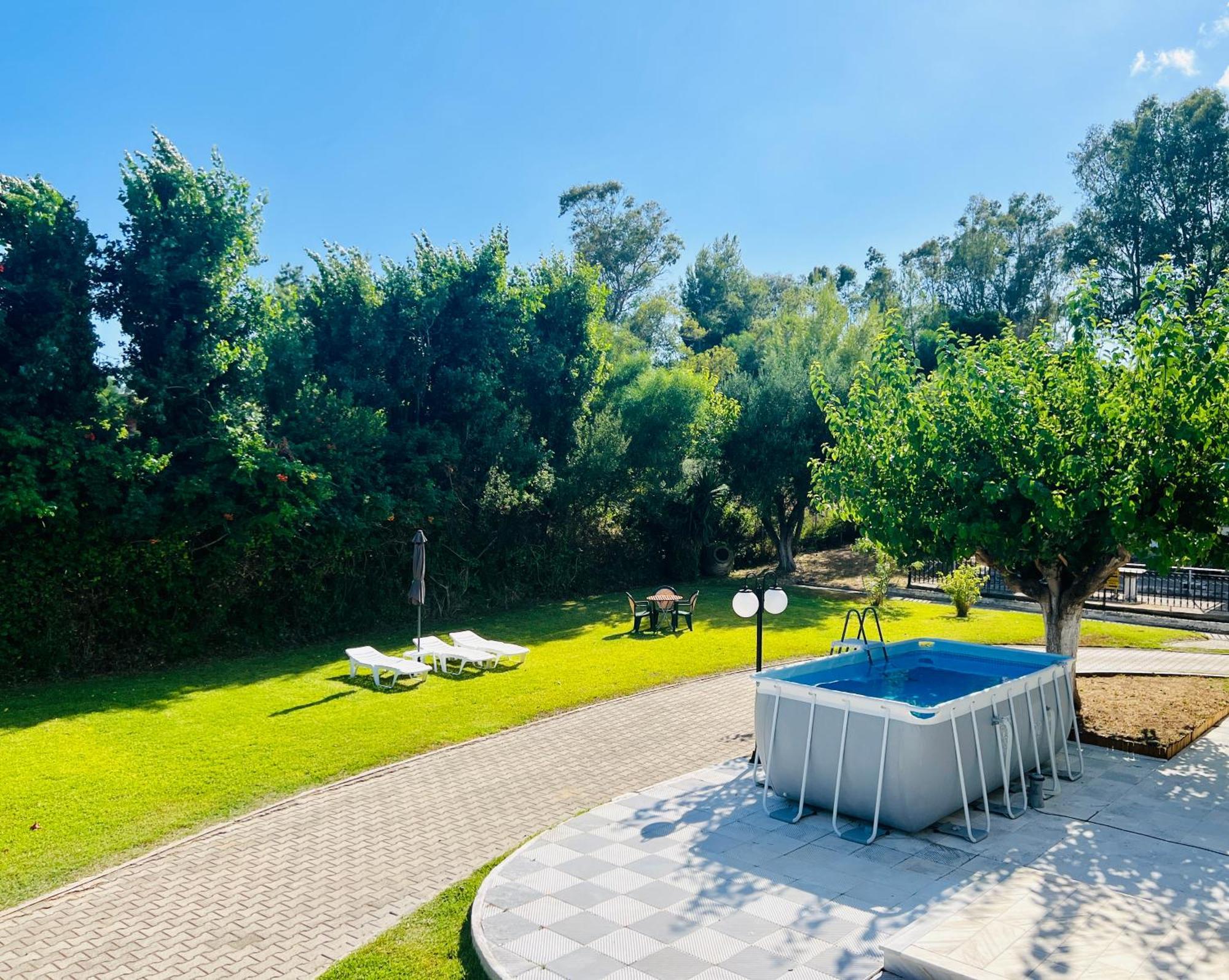 Gazonia Family Estate Hotel Skala  Exterior photo